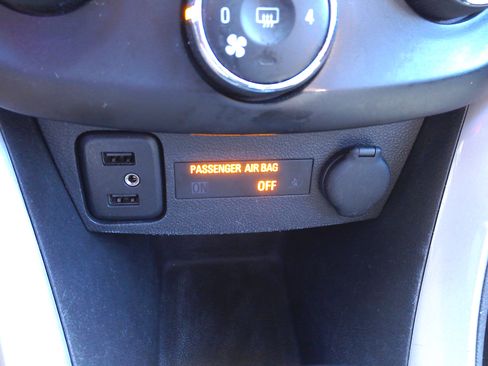 Used 2018 Chevrolet Trax LS image 19