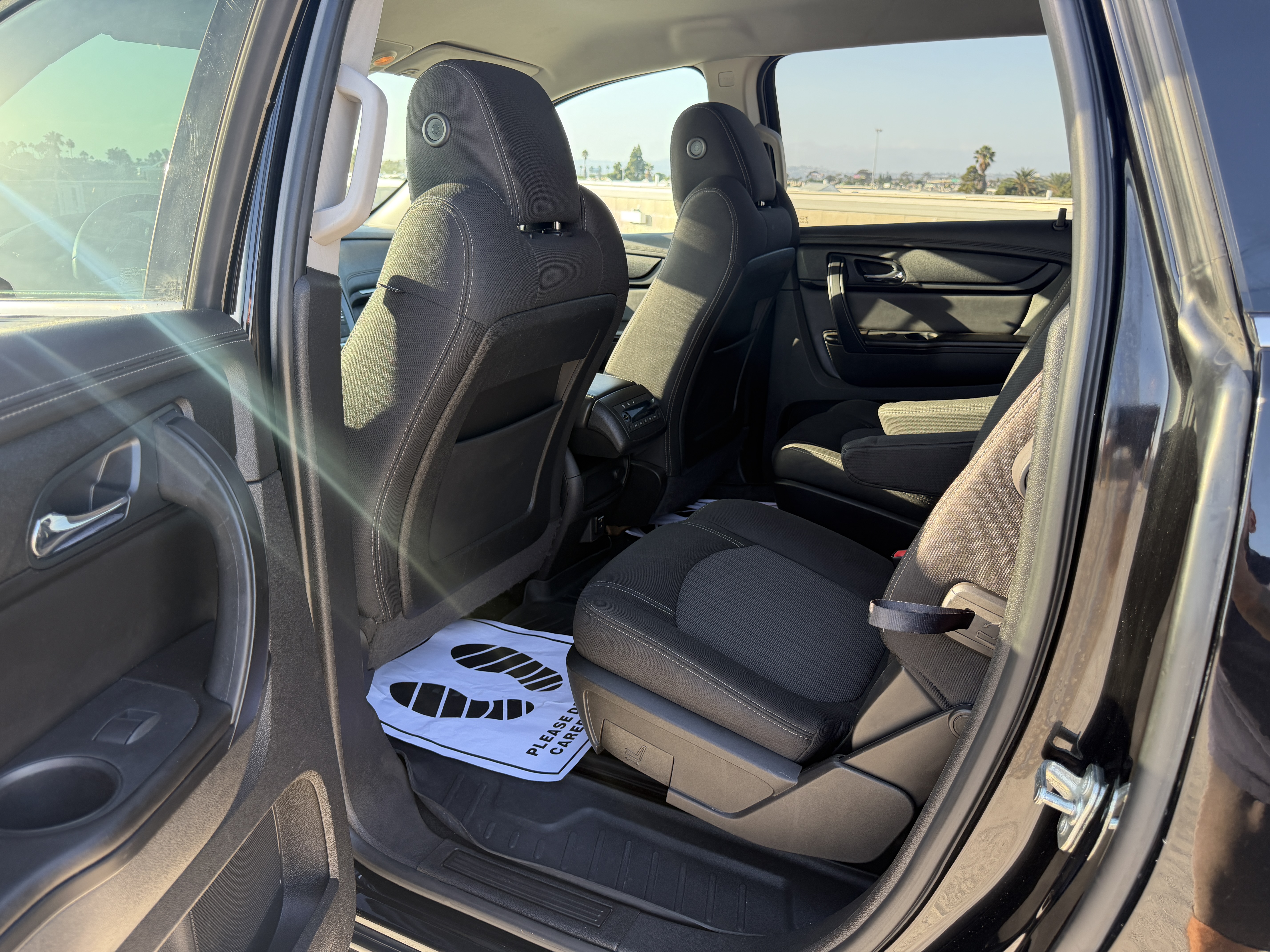 Used 2016 Chevrolet Traverse FWD LT w/ 2LT image 31