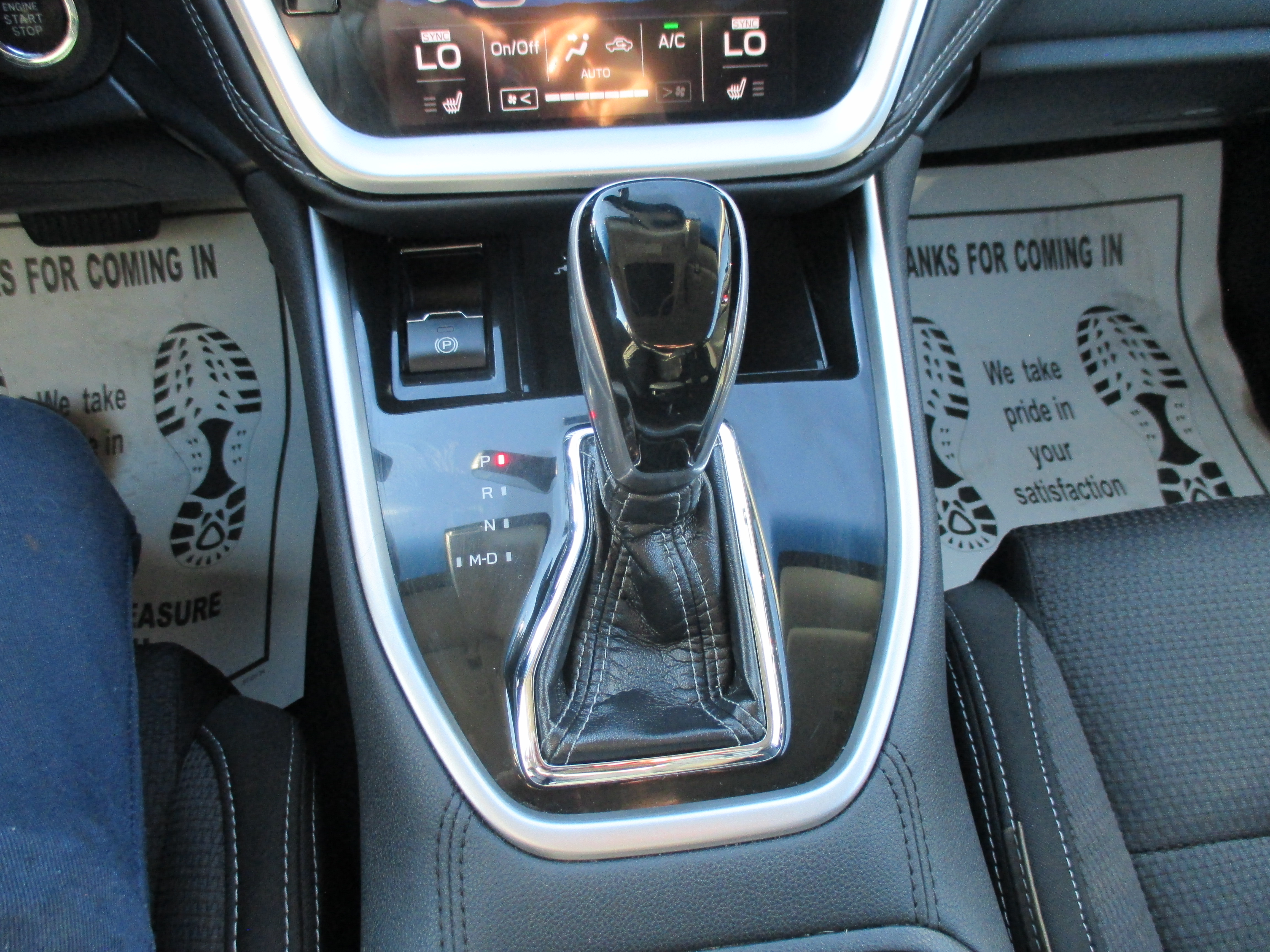 Used 2020 Subaru Outback Premium Wagon 4D AWD/4WD image 9