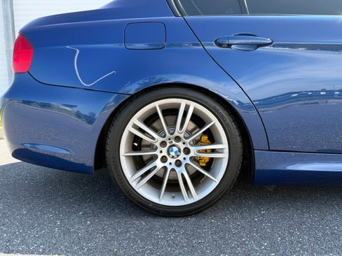 Used 2010 BMW 335i xDrive Sedan AWD/4WD image 25