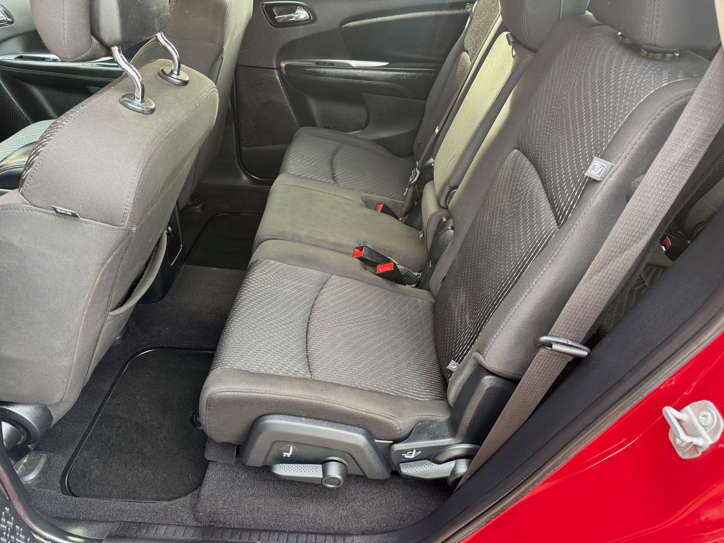 Used 2017 Dodge Journey SXT AWD/4WD image 9