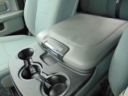 Used 2017 RAM 1500 SLT image 20