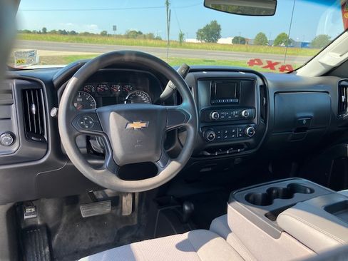 Used 2015 Chevrolet Silverado 1500 image 9