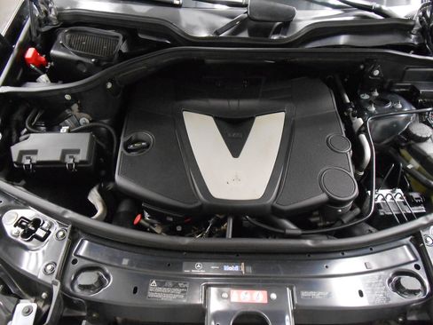 Used 2011 Mercedes-Benz ML 350 image 7