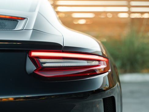 Used 2019 Porsche 911 GT3 Touring image 22