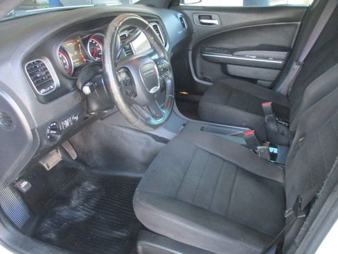 Used 2018 Dodge Charger image 4