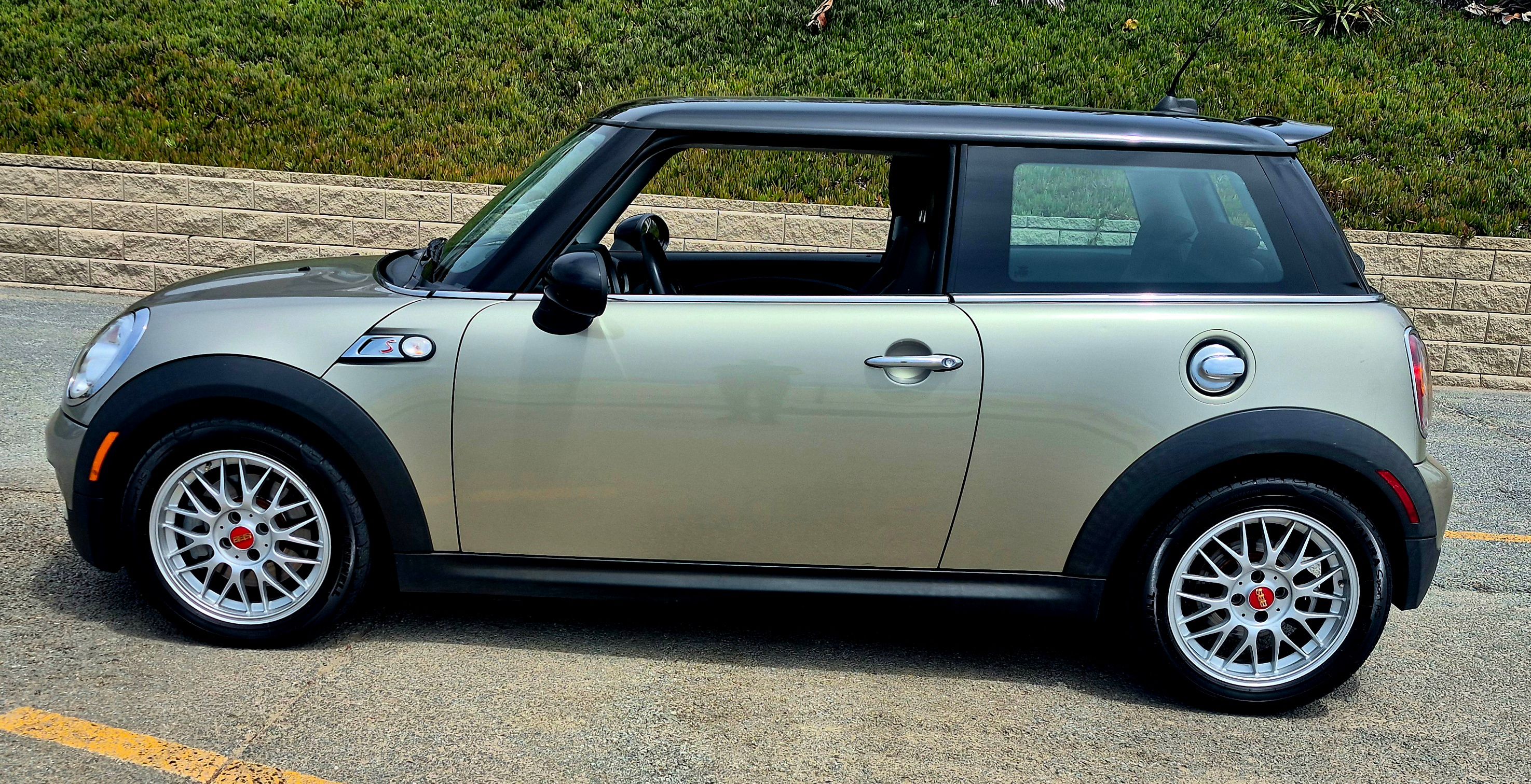 Used 2009 MINI Cooper S Hardtop FWD image 11