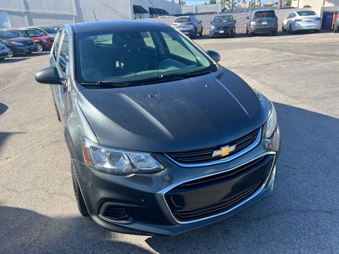 Used 2020 Chevrolet Sonic LT Hatchback FWD image 5