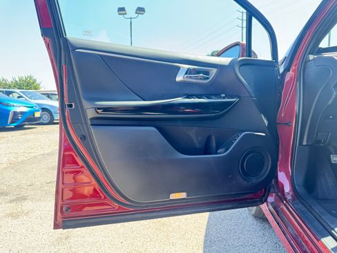 Used 2019 Toyota Mirai image 23