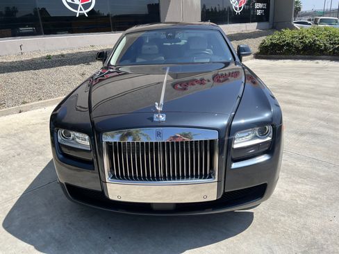 Used 2014 Rolls-Royce Ghost image 3