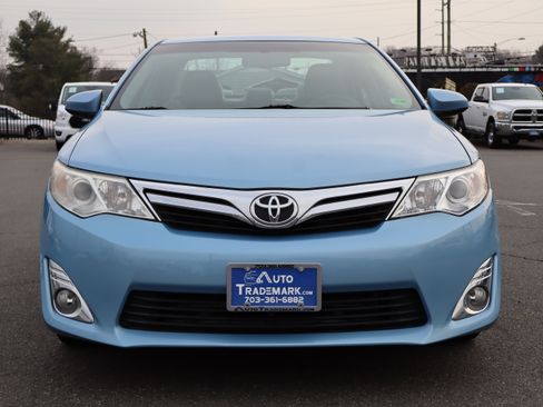 Used 2012 Toyota Camry XLE image 3