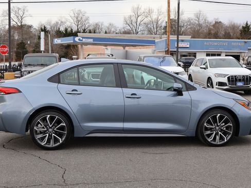 Used 2020 Toyota Corolla XSE image 8