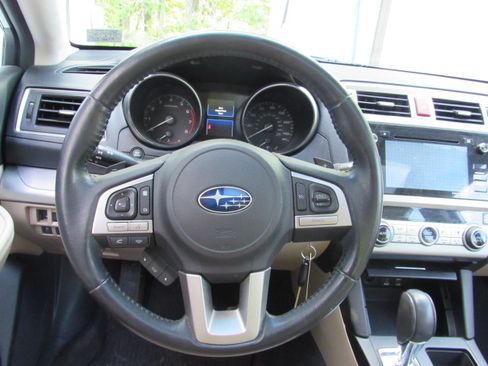 Used 2015 Subaru Legacy 2.5i Premium AWD/4WD image 16