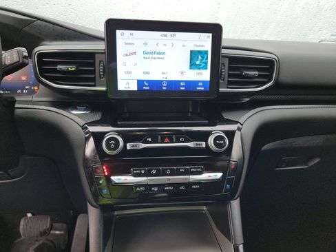 Used 2022 Ford Explorer ST image 16