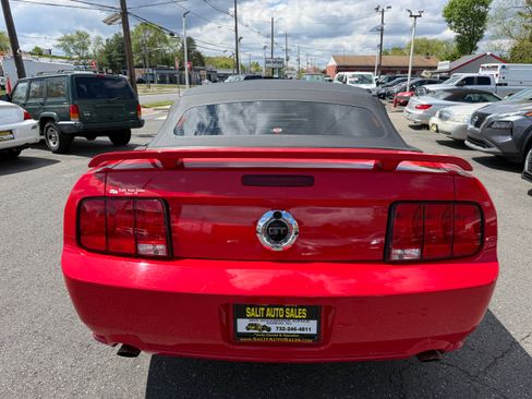 Used 2005 Ford Mustang GT image 39