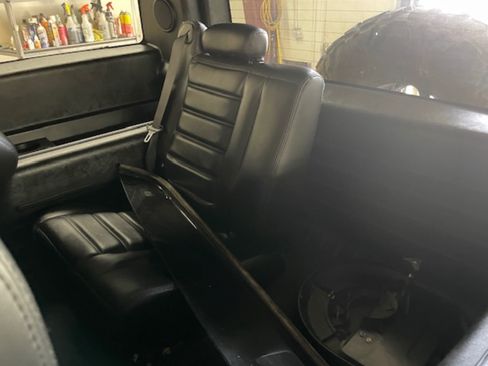 Used 2007 HUMMER H2 image 8