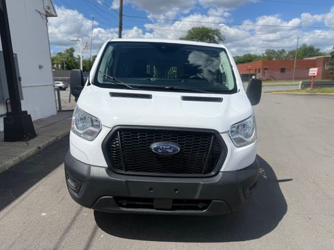 Used 2024 Ford Transit 150 Low Roof RWD image 2