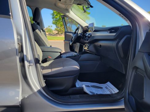 Used 2021 Ford Escape SE image 20