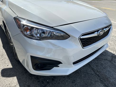Used 2019 Subaru Impreza 2.0i Premium image 11