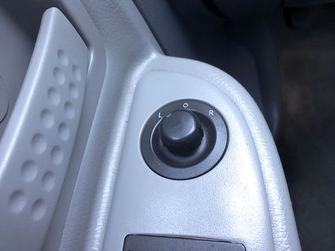 Used 2006 Dodge Dakota SLT image 23