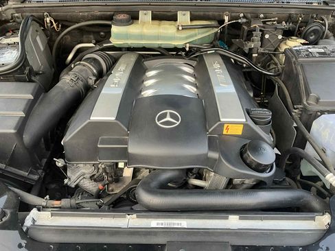 Used 2000 Mercedes-Benz ML 55 AMG image 27
