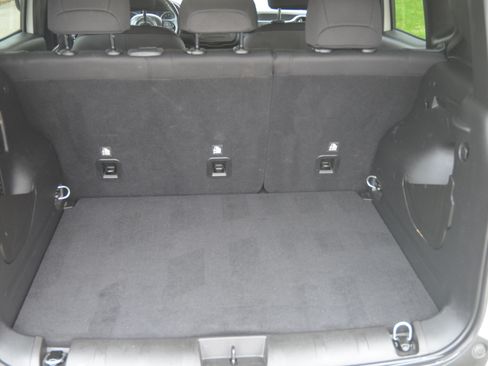 Used 2020 Jeep Renegade Altitude image 23