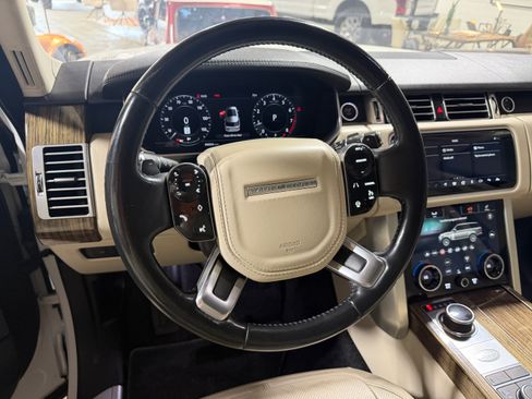 Used 2019 Land Rover Range Rover HSE image 5