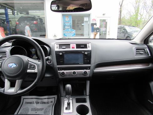 Used 2015 Subaru Outback 3.6R Limited AWD/4WD image 19