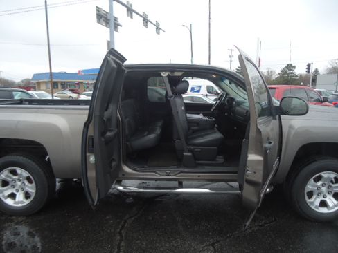 Used 2013 Chevrolet Silverado 1500 Z71 image 21