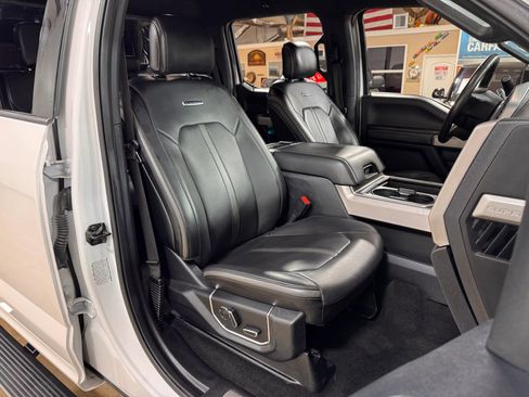 Used 2017 Ford F350 Platinum image 21