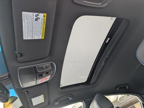 Used 2018 Hyundai Sonata Limited image 15