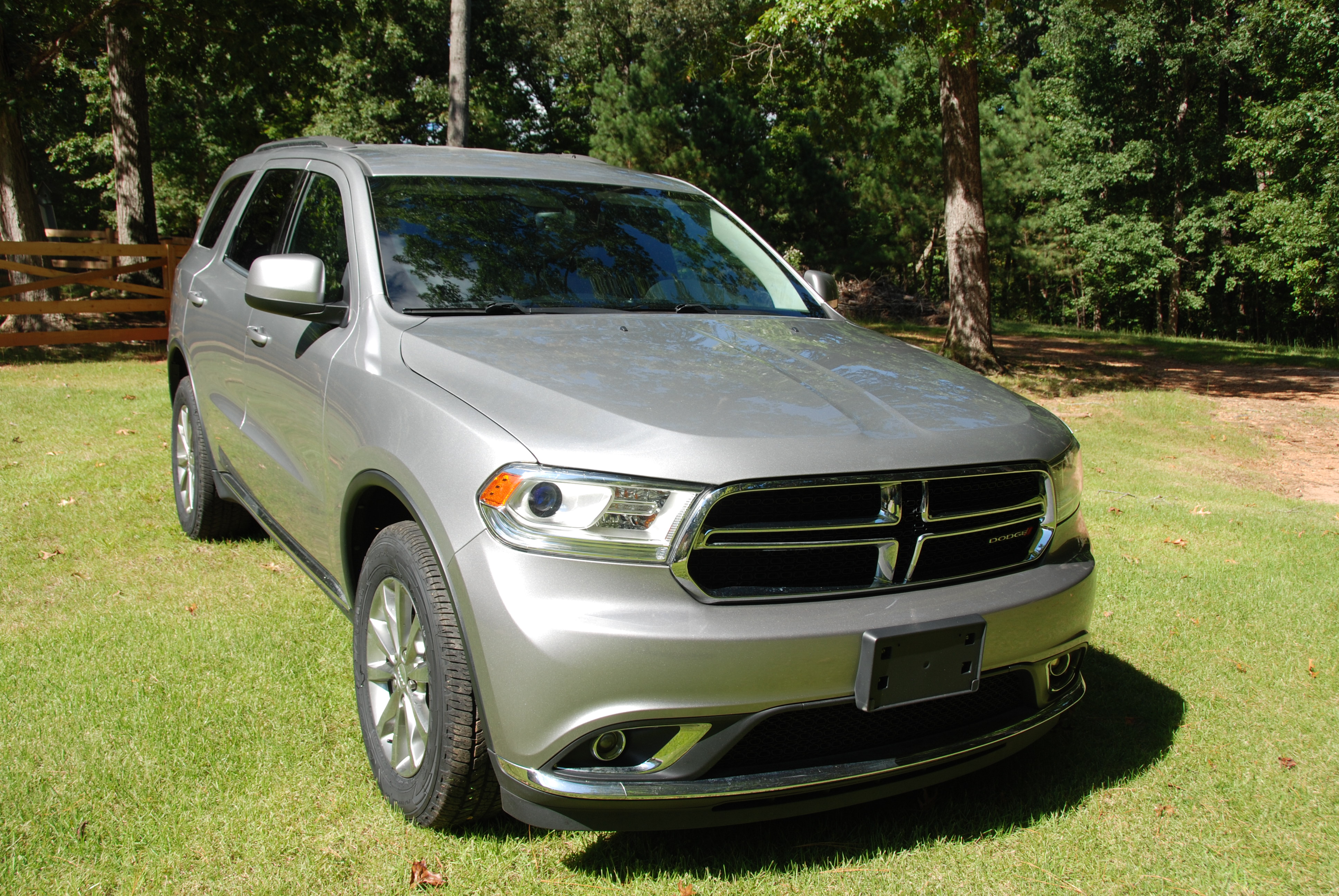 Used 2018 Dodge Durango AWD SXT image 6