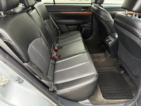 Used 2013 Subaru Outback 2.5i Limited image 29