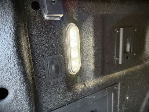 Used 2022 Ford F150 image 16