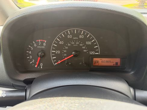 Used 2020 Nissan NV200 SV Van 4D FWD image 13