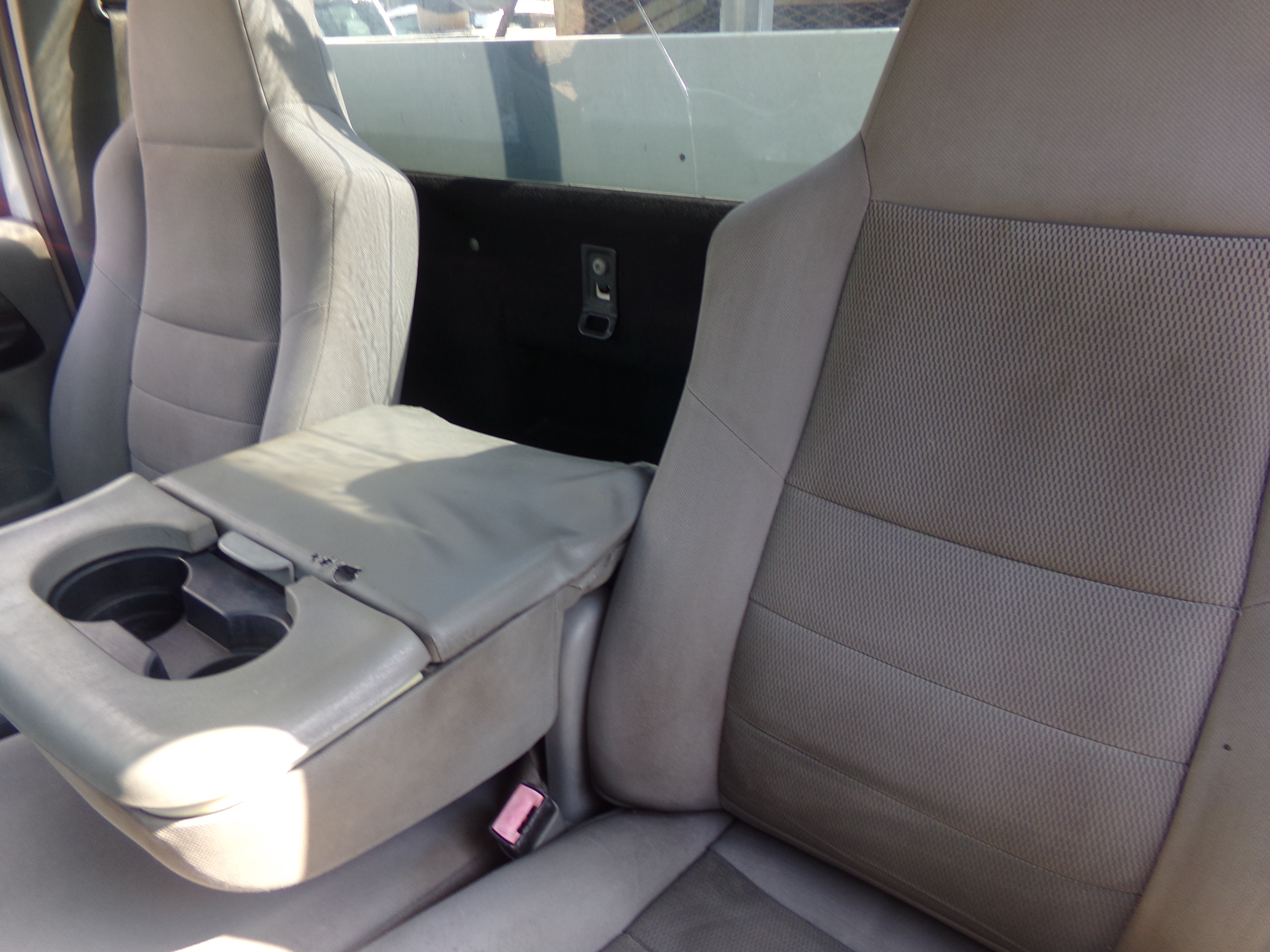Used 2006 Ford F250 2WD Regular Cab Super Duty image 15