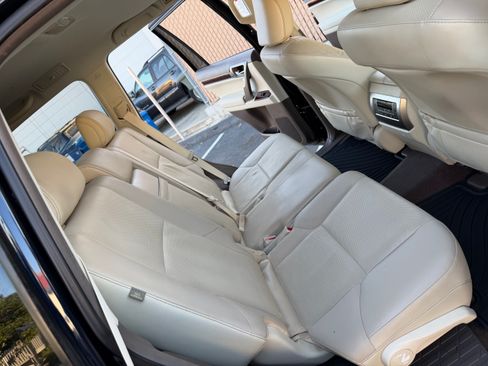 Used 2018 Lexus GX 460 image 26