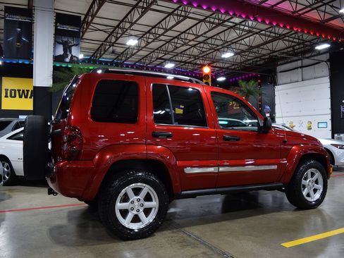 Used 2007 Jeep Liberty Limited image 14