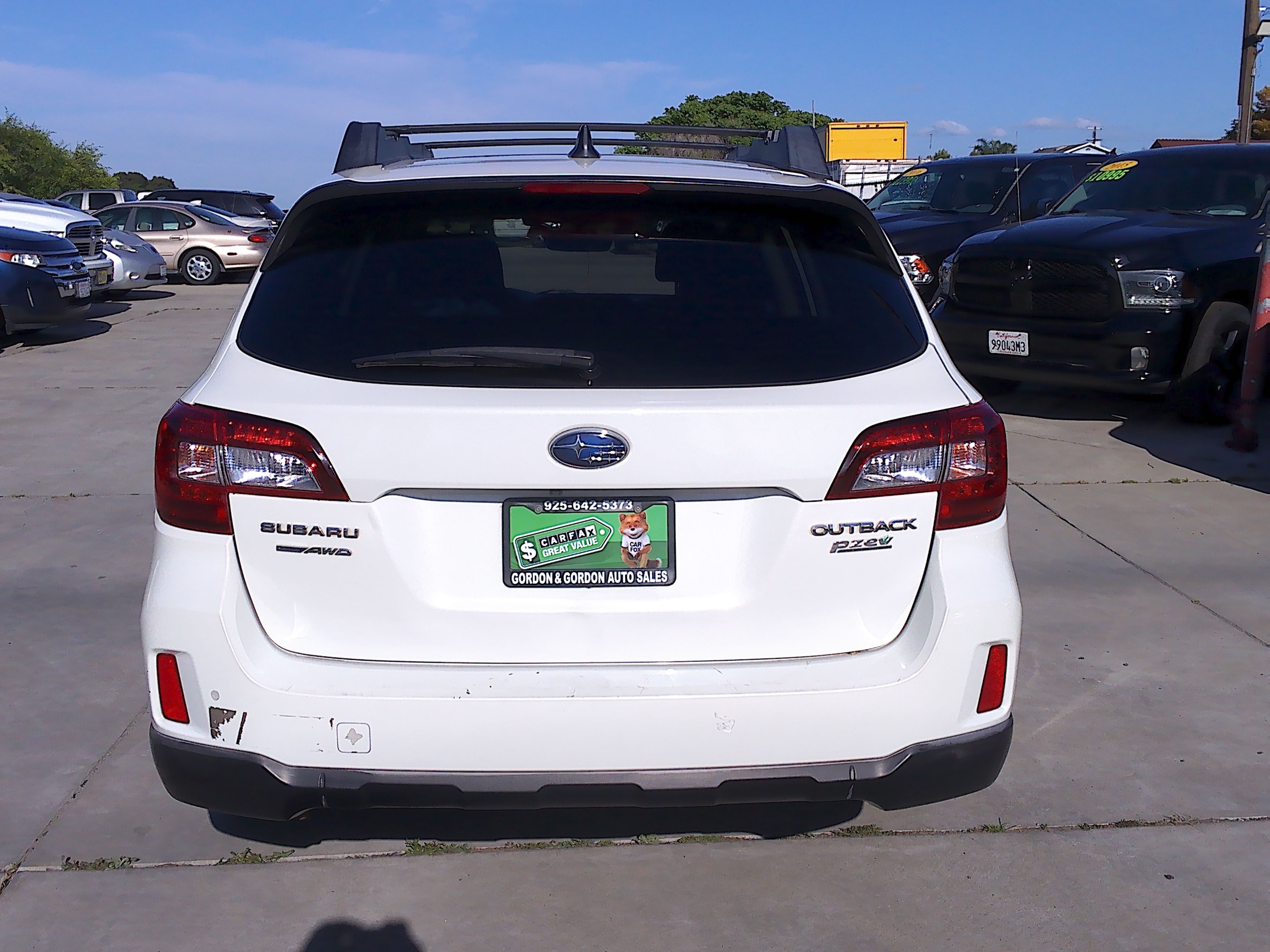 Used 2017 Subaru Outback 2.5i Premium AWD/4WD image 6