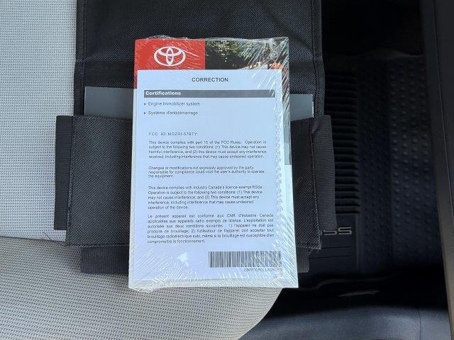 Used 2022 Toyota Corolla Cross LE FWD image 20