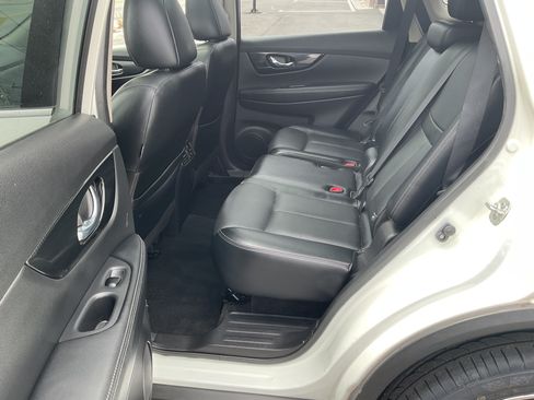 Used 2018 Nissan Rogue AWD SL w/ SL Premium Package image 14