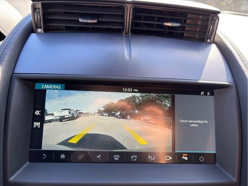 Used 2020 Jaguar F-TYPE image 33