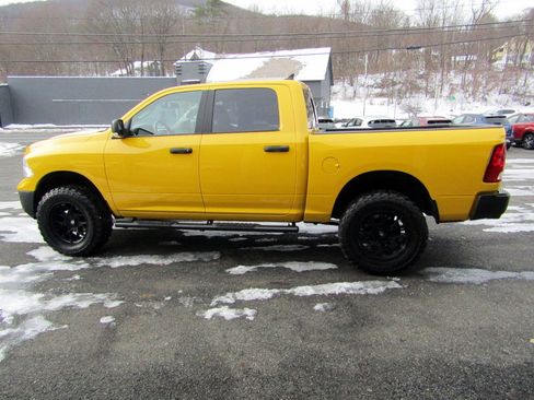 Used 2019 RAM 1500 Classic Big Horn image 5