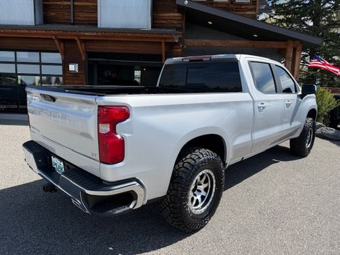 Used 2020 Chevrolet Silverado 1500 4x4 Crew Cab LT image 6