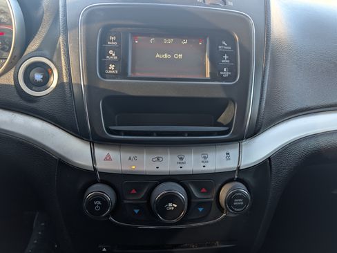 Used 2014 Dodge Journey American Value Package image 10