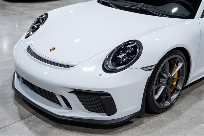 Used 2018 Porsche 911 GT3 RWD image 11