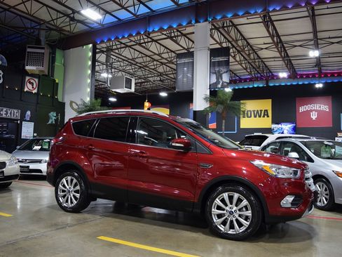 Used 2017 Ford Escape Titanium image 7