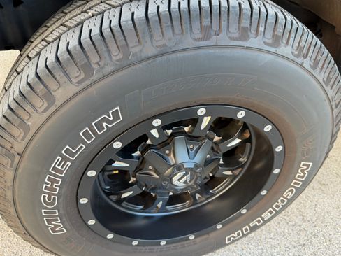 Used 2009 Ford E-150 and Econoline 150 UNAVAIL RWD image 15