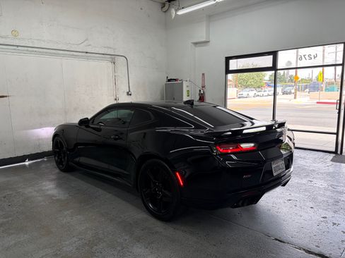 Used 2016 Chevrolet Camaro SS Coupe RWD image 4