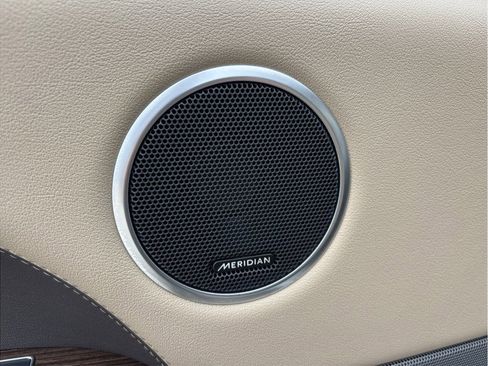 Used 2020 Land Rover Range Rover Sport HSE image 27